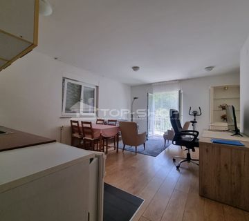 Gornja Dubrava, Branovečina, Trosoban stan na prvom katu 82m2 - cover