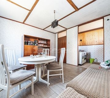 Donja Dubrava, Retkovec, kuća sa velikom okućnicom, 70m2 - cover