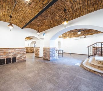 Centar, Eskluzivan poslovni prostor, 150m2 - cover