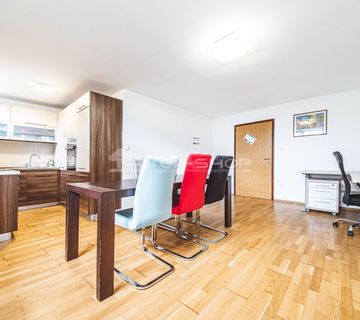 Maksimir, Gornji Bukovac, Prostoran tro i po soban stan sa VPM 69m2 - cover