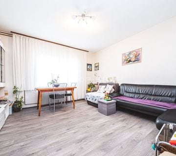 Gračani, Prekrasna obiteljska kuća na TOP lokaciji s dvije garaže 267m2 - cover