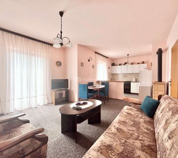 Sveta Klara, odličan trosoban stan s terasom i parkingom, 90m2 - cover