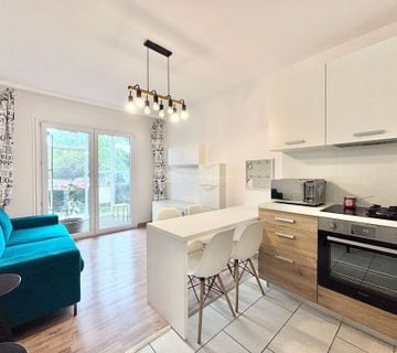 Vrapče, Moderan novouređeni dvosoban stan s vrtom, 40.78m2 - cover