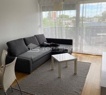 Centar, Radnička ,prekrasan 2 soban stan sa terasom  površine  50 m2  - cover