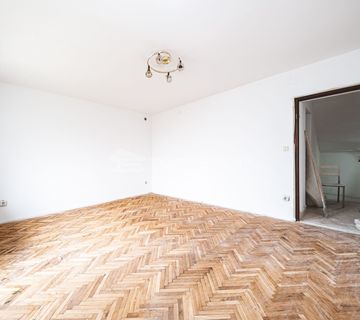 Stenjevec, samostojeća kuća za adaptaciju s prekrasnim pogledom 240m2 - cover