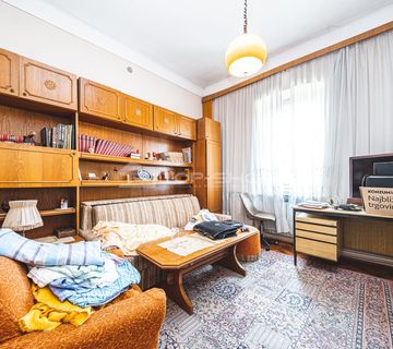 Jastrebarsko, Kuće za radnike, 180m2 - cover