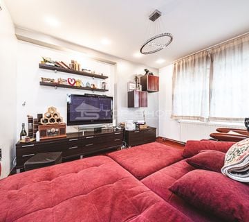 Rudeš, Odlična kuća na tri etaže sa garažom i parkingom, 348m2 - cover