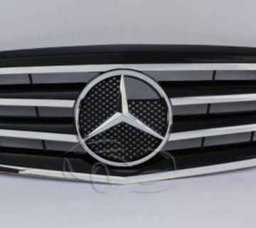MASKA ZA MERCEDES BENZ E KLASA W211 06-09 GOD.- CRNA-KROM - AMG DIZAJN - cover