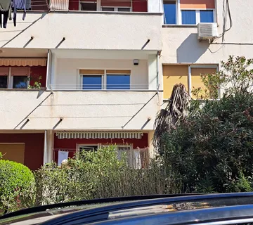  Prodaje vlasnik 1S s dnevnim boravkom ili 2S klasični - cover