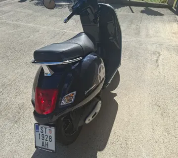 Vespa GT 200 - cover