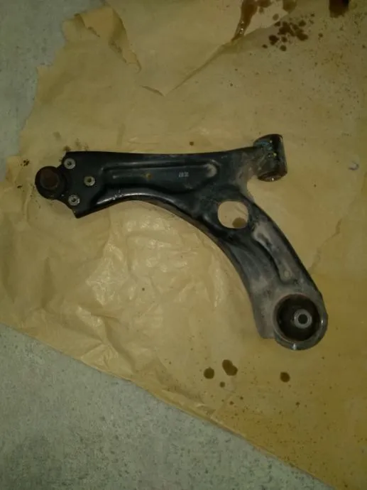 Chervolet aveo 2012 prednje vilice - cover