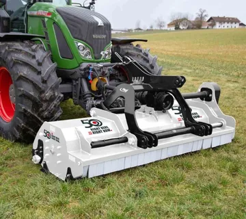 Malčer Fliegl Tornado 2750 - cover