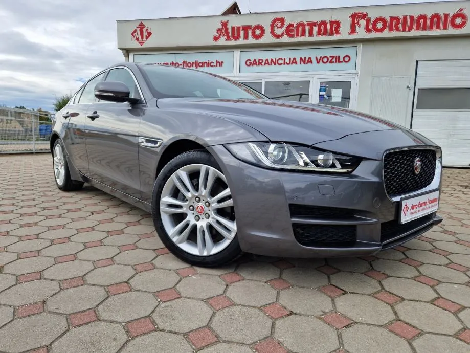 Jaguar XE 2.0 D 2015.,AUTOMATIK, VELIKI SERVIS, NAVI, KOŽA, XENON - cover