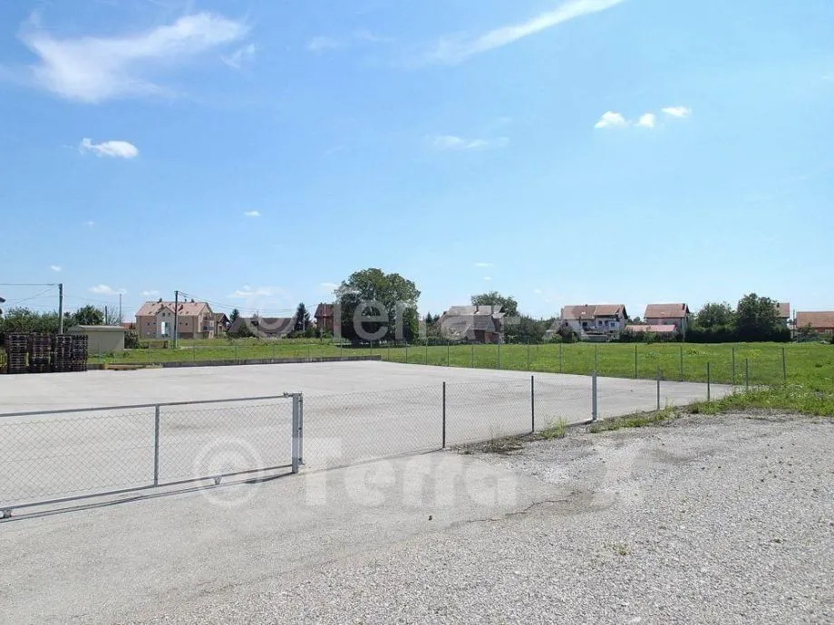 Orešje, Sveta Nedelja, vanjsko otvoreno ograđeno skladište, 1.350 m2 - cover