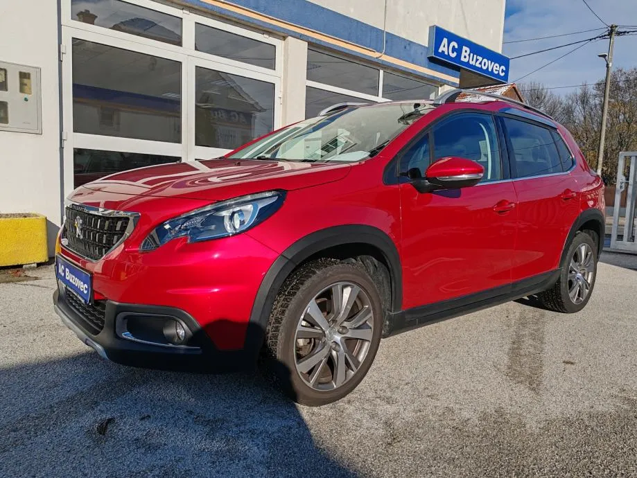 Peugeot 2008 1,2 PureTech - cover