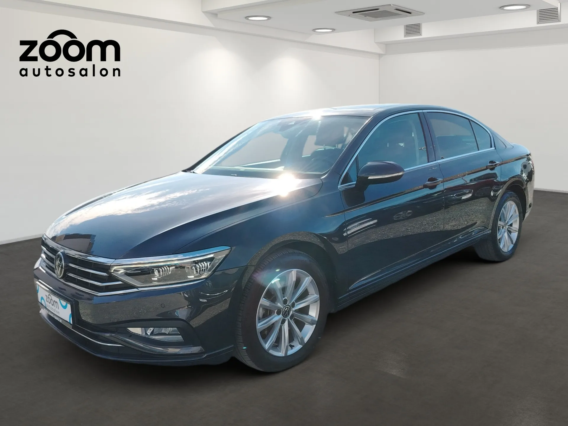 VW Passat 2.0 TDI DSG Highline - cover