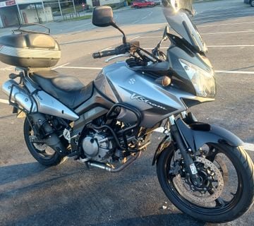 Suzuki V-strom DL650  - cover