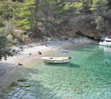 Peroj - prodajem zemljiste - cover