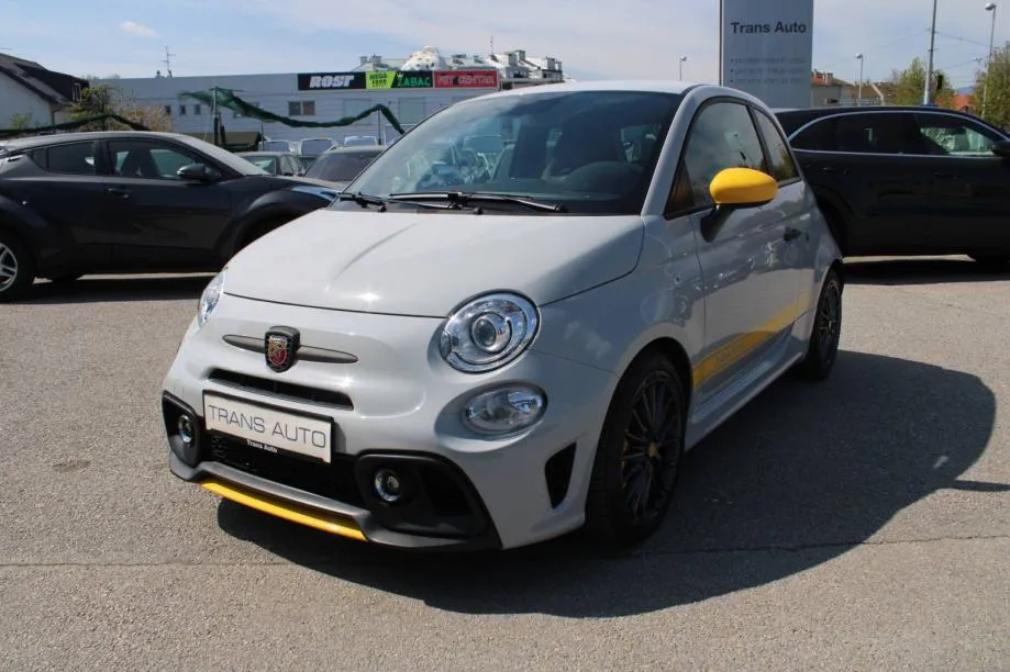 Abarth 500 695 Competizione - cover