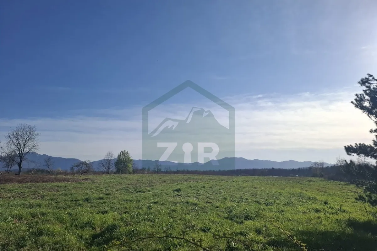 Zemljište u Lici, Gospić, 51000 m² - cover