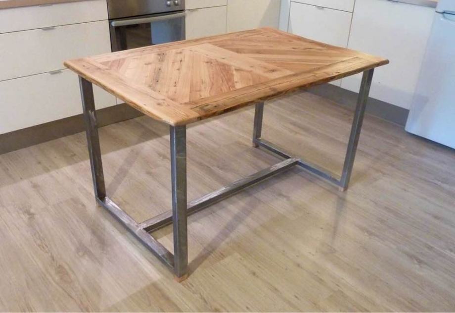 unikat-hrastov-stol-metalnim-postoljem-masiv-rustik-140x80cm-slika-81834569