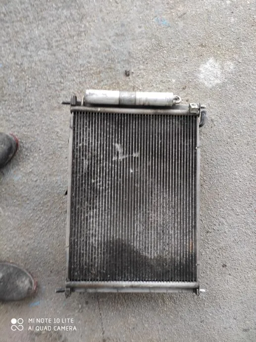 RENAULT TWINGO 2 1.5 DCI HLADNJACI VODE I KLIME - cover