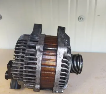 CITROEN C4 PICASSO 1,6 HDI ALTERNATOR - cover