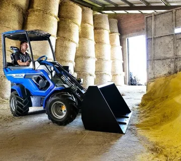 UTOVARIVAČ MULTIONE 8.4 SA TELESKOPOM I POGONOM 4 x 4 - Bestovje, Sveta Nedelja