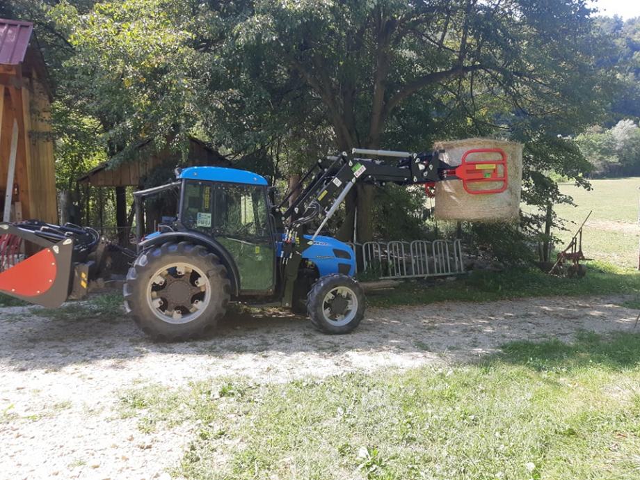 utovarivac-traktor-agromasz-slika-165783206