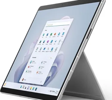 (refurbished) Microsoft Surface Pro 9 / i5 / RAM 8 GB / SSD Pogon / 13,3" 2880x1920 - Umag