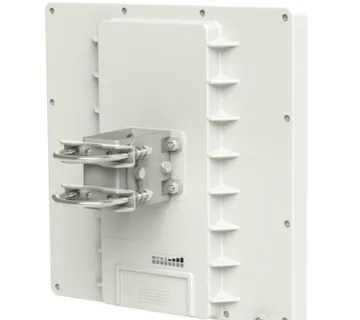 MikroTik QRT-5 High power 5GHz 23dBi antenna - Umag