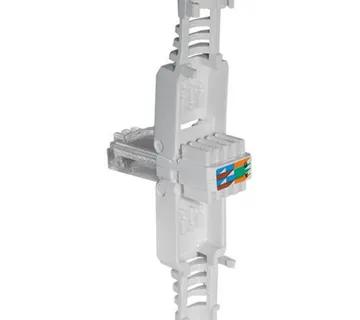 Transmedia Tool-less RJ 45 plug CAT 6A - Umag
