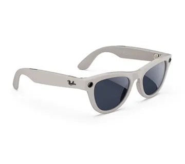Ray-Ban Meta Skyler Gen1 AI Glasses - Shiny/Chalky Grey Transitions - Umag