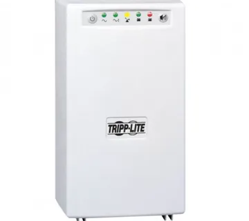 Tripplite SmartPro UPS 700VA - Umag