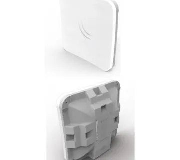 MikroTik (SXTsq Lite5) 5Ghz outdoor wireless device with a 16dBi integrated antenna - Umag
