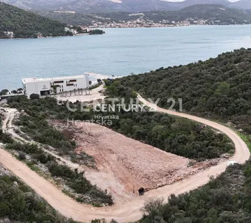 Investicijsko zemljište u gospodarskoj zoni - turistička namjena - cover