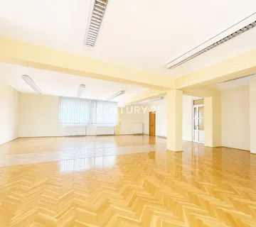 Moderan i svijetao poslovni prostor na top lokaciji u Novom Marofu - Novi Marof