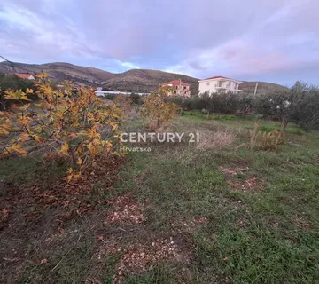 Građevinsko Zemljište Seget Donji- 1750 M2 - Trogir