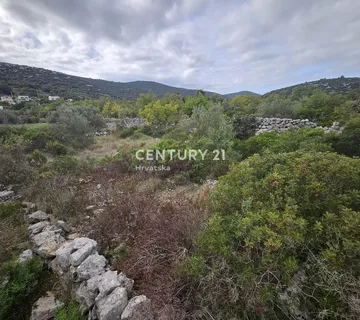 Poljoprivredno zemljište 1000 m² – Marina, blizina centra - cover