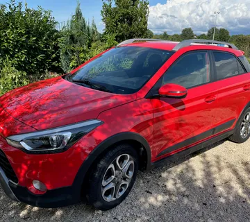 HYUNDAI i20 ACTIVE - cover