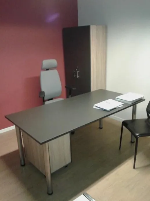 Uredski namjestaj - cover