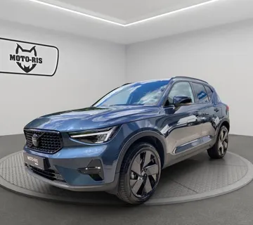 VOLVO XC40 B3-A PLUS BLACK EDITION - cover