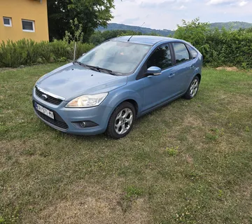 Ford Focus 1.6 - cover