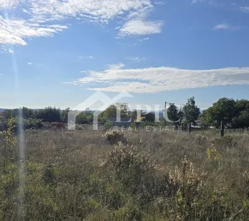 GRAĐEVINSKA ZEMLJIŠTA U OKOLICI ZADRA - cover