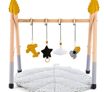 Drveni baby gym s mekanom podlogom - cover