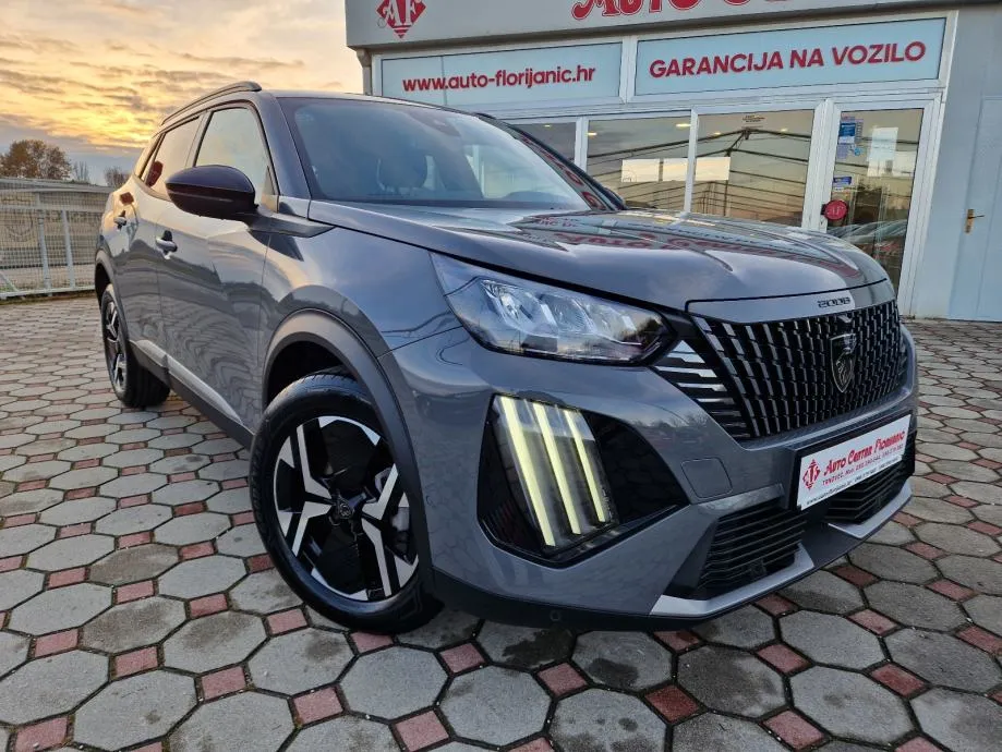 Peugeot 2008 1,2 Allure 2025., NAVI, LED, PARK SENZ, KAMERA..10 200 km - cover