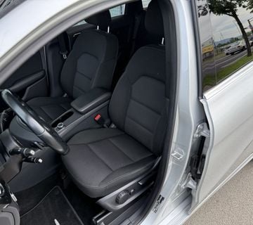 Mercedes B180CDI AUTOMATIK °KAMERA°TEMPOMAT°GRIJANJE SJ.°REG:9/2025 - cover
