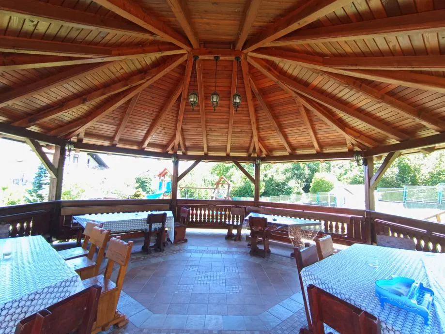 Sniženo Villa kuća: Zagreb (Podsused), 550.00 m2 (prodaja) - cover