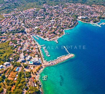 GRAĐEVINSKO ZEMLJIŠTE S PANORAMSKIM POGLEDOM NA MORE - cover