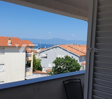 DVOETAŽNI APARTMAN U BLIZINI MORA I LIJEPIH PLAŽA - cover